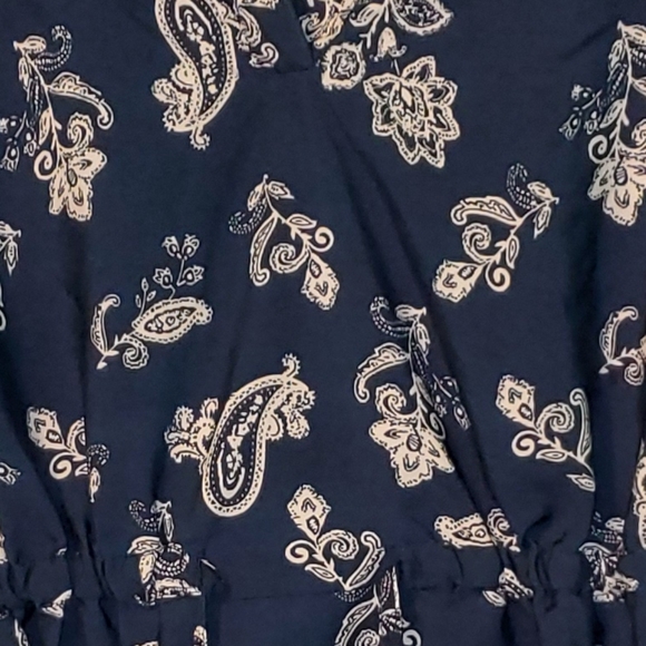 Time To Bloom - Picture 2 of 3